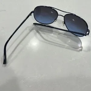 NWOT [Tory Burch] Women’s Aviator Sunglasses NAVY TY6001 108/72 Eleanor Oversized Cat-Eye Sunglasses: Women main image 4